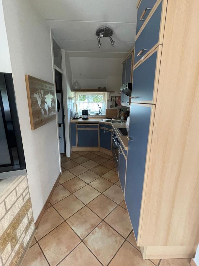 Freistehendes Ferienhaus Am See Naehe Roermond Heel Exteriör bild